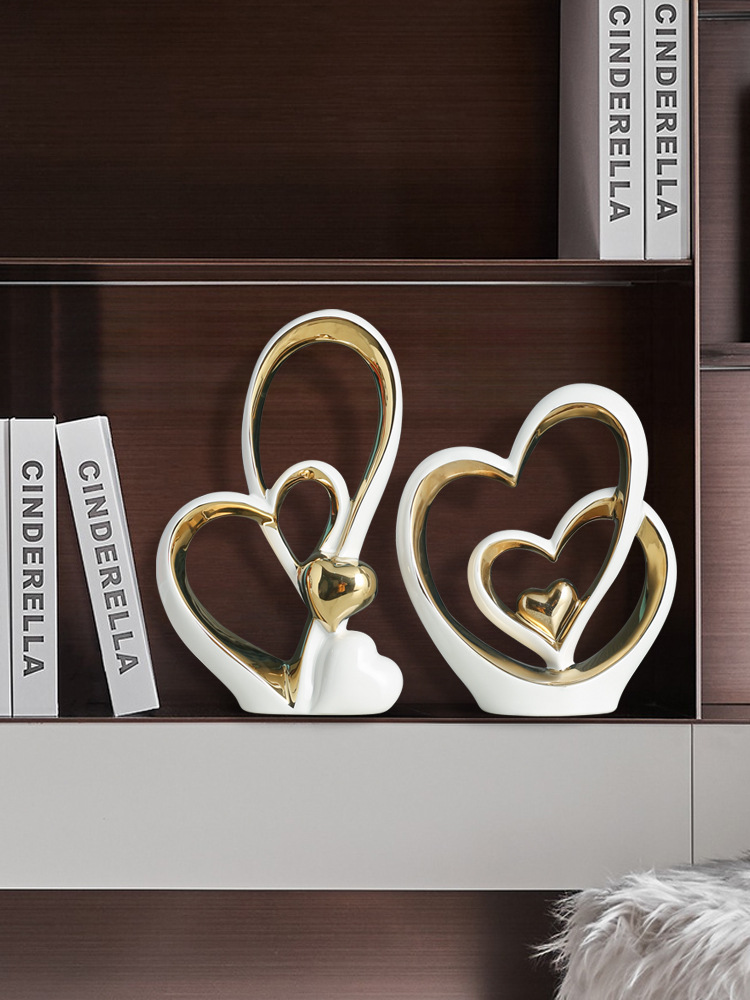 Light luxury and high-end, heart-to-heart, high-end creative decorative items for home living room, entrance hall, wine cabinet, bedroom, bedside table decoration pic 4