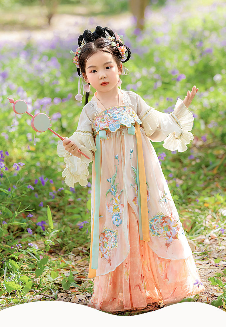 فتاة جديدة من الأطفال يرتدون الزي الرسمي من طراز Xiao Xiao Xiao في صيف 2025 pic 1