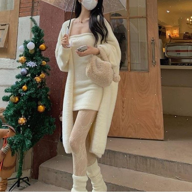 2023 Spring and Autumn laid-back and loose, knee-length, thickened, pure imitation mink fleece knitted sweater cardigan for women pic 7