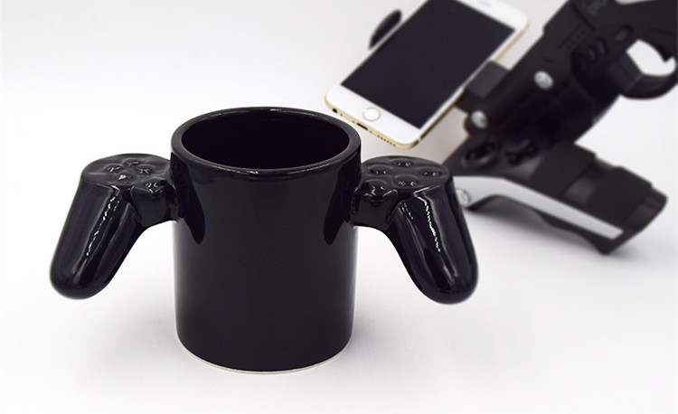 Cross-border creative game console shaped cups, black game controller cups, irregular-shaped coffee ceramic cups, one-piece consignment pic 3