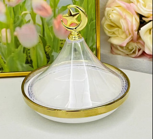 Light luxury home furnishings: multi-compartment fruit plates, dessert prints, covered bowls, European-style golden ceramic tea cups and plates, porcelain pic 13