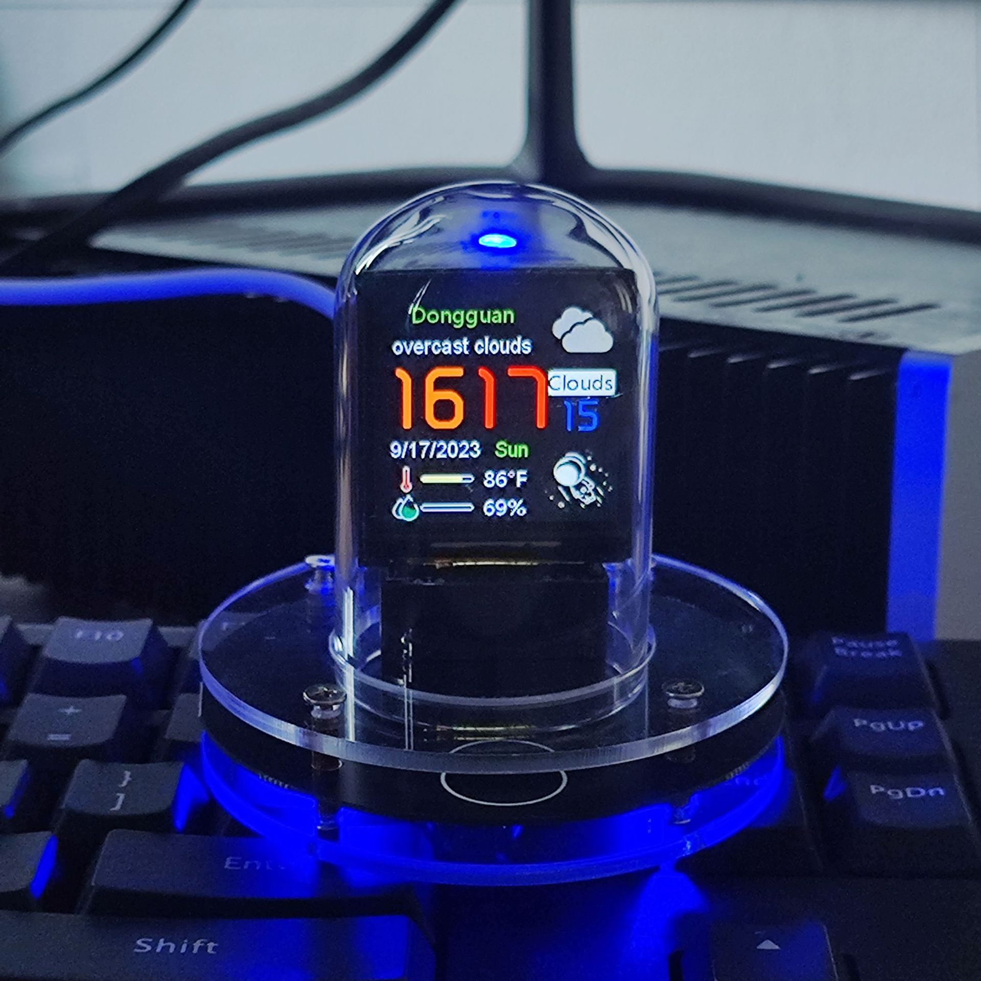 2024 New RGB glow tube clock Weather Smart WIFI Bitcoin desktop ornament pic 8