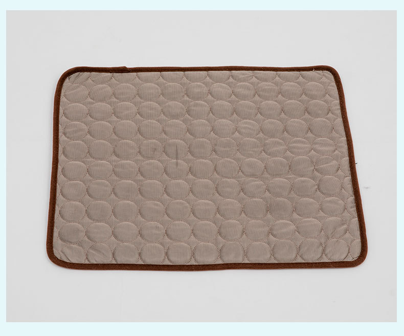 宠物冰垫夏季降温冰丝睡垫宠物沙发垫防咬狗狗冰垫夏季猫凉垫厂家详情13