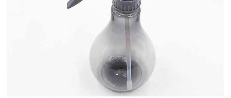 Horticultural irrigation tools, sprayers, plastic transparent material, transparent bottles and kettles are sold by the manufacturer pic 4
