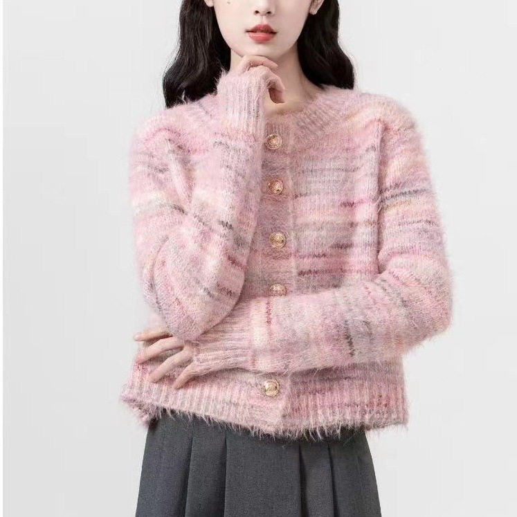 粉色圆领毛衣外套女春秋2024新款温柔软糯针织开衫小个子短款上衣详情6