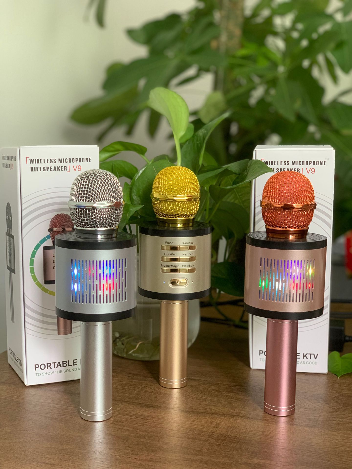 工厂直销 跨境新款手机蓝牙无线K歌电容麦克风话筒音响一体儿童K歌麦详情5