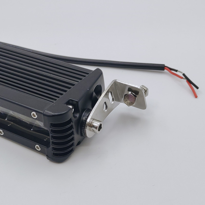 跨境亚马逊俄罗斯乌克兰汽车改装车灯外置小单排侧发光汽车长条灯详情4