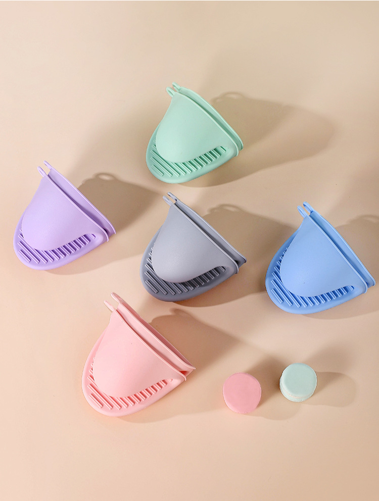 Silicone heat-insulating and heat-resistant hand clamps for kitchen tools, thickened heat-resistant and slippery dish clamps, shark gloves for microwave ovens and ovens pic 29