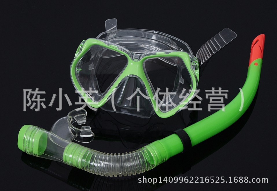 Factory direct sales of genuine tempered glass diving goggles, dry breathing tubes, diving equipment and water supplies pic 3