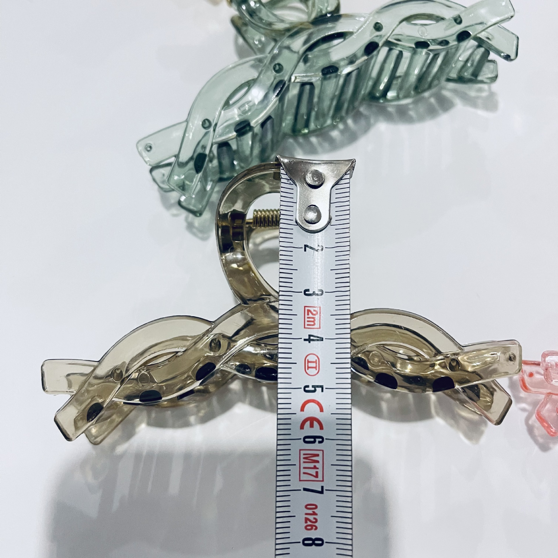 Transparent plastic gripper, fashionable crystal braided hair gripper, hair clip handle, 2-yuan or 1-yuan wholesale Korean style accessories pic 2