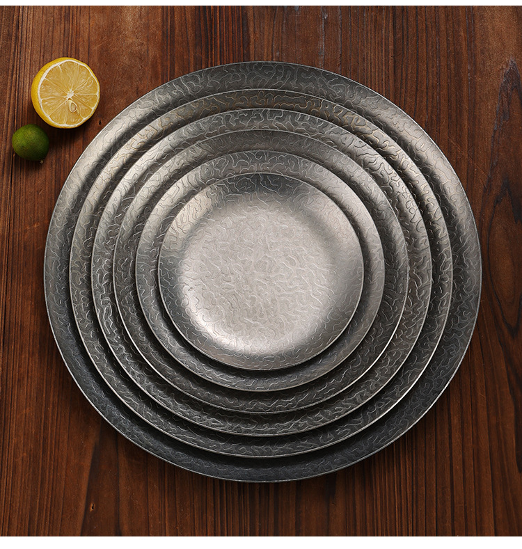 Retro stainless steel round plates with embossed texture, aged steak plates, coffee shop shallow plates, bone plates, snack plates, camping tableware, barbecue stand plates, trays, stainless steel plates, fruit plates, dessert plates, tableware pic 14