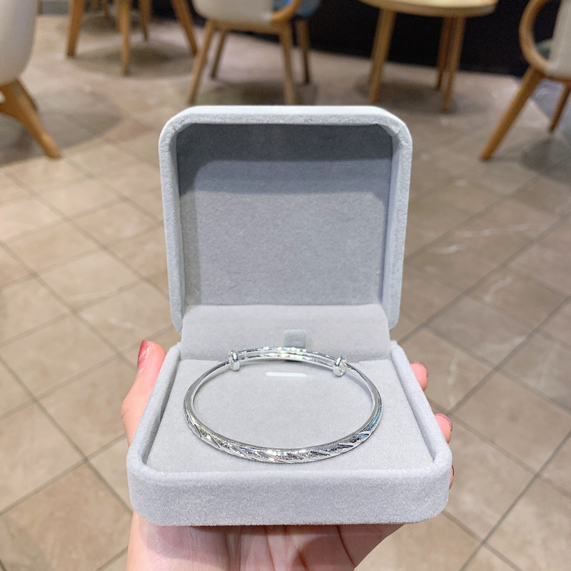 Circular meteor shower silver-plated bracelet, a simple and youthful silver jewelry bracelet with an ins design sense for women, as a gift for your girlfriend pic 12