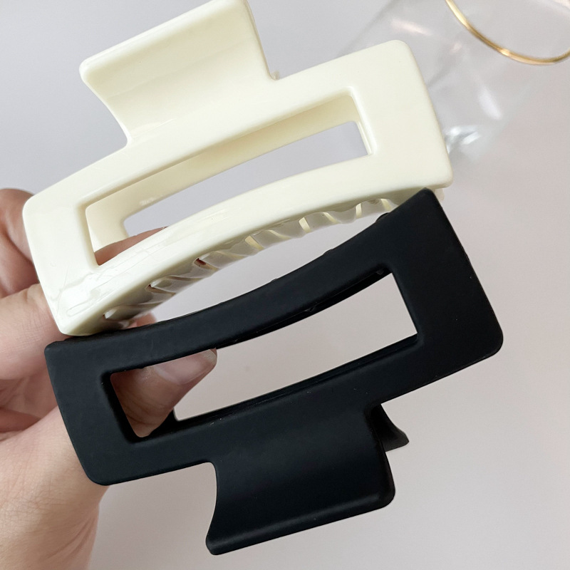 13CM curly hair clip, large hair volume, Korean-style ponytail hair accessory, high-end shark clip wholesale in Yiwu pic 44