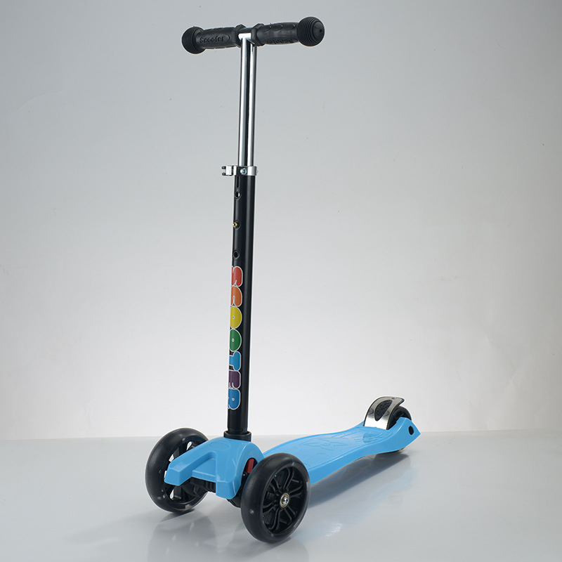 工厂批发儿童3-6-8岁脚踏PU带灯大轮可调节滑行车scooter滑板车详情9