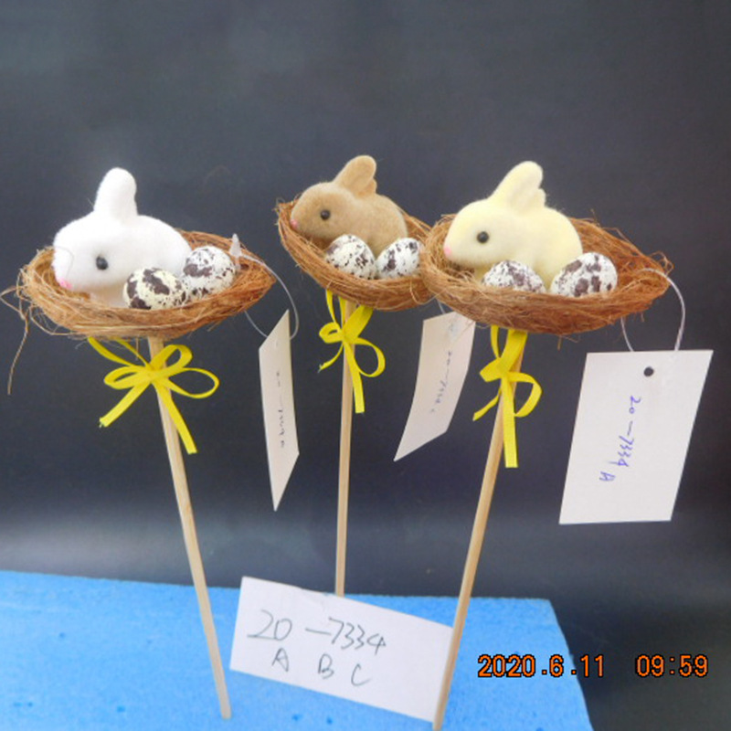 New Easter bunny and chick flower arrangements are cute and creative for garden and park decoration pic 3