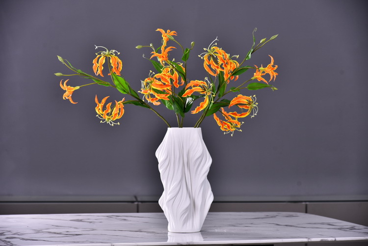 Lanjin artificial Plant Long Branch 3-head Jialan Flame Lily, high-end artificial flower, artificial flower, artificial flame lily, strange lily, home decoration pic 25