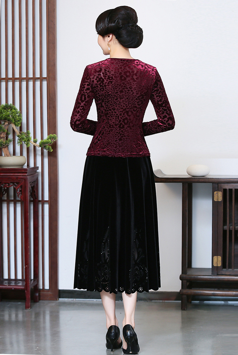 Chenwei wei terciopelo otoño top de las mujeres tamaño más grande slim slim barriga vestido de la madre 2022 nueva camiseta de las mujeres pic 22