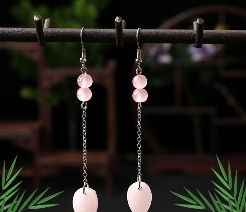Ancient-style earrings, light pink, simple and fashionable, long tassel pendant leaf earrings, fresh and classical earrings pic 1
