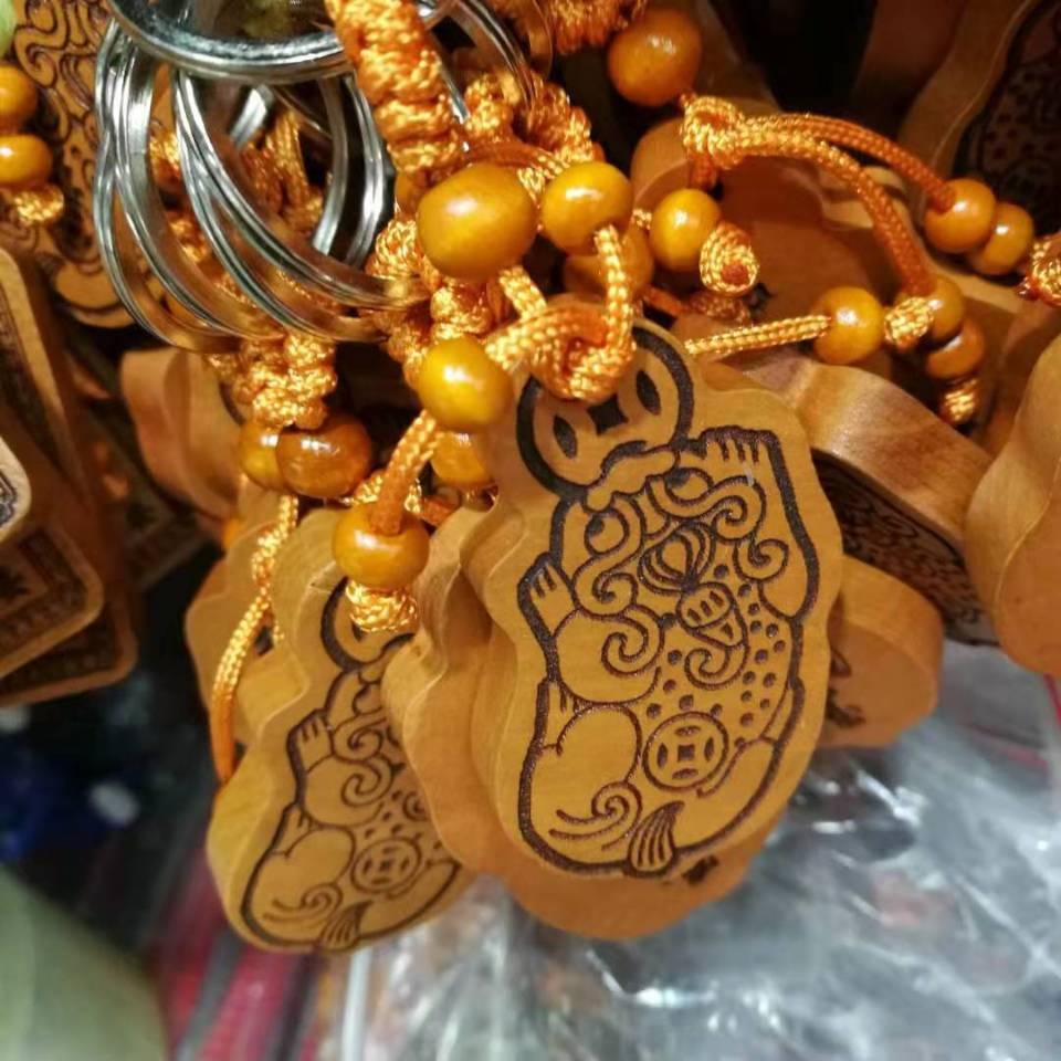 Peach wood keychains, car hangers, wooden key hangers, accessories, decorative accessories, gifts, keychains, rings pic 39