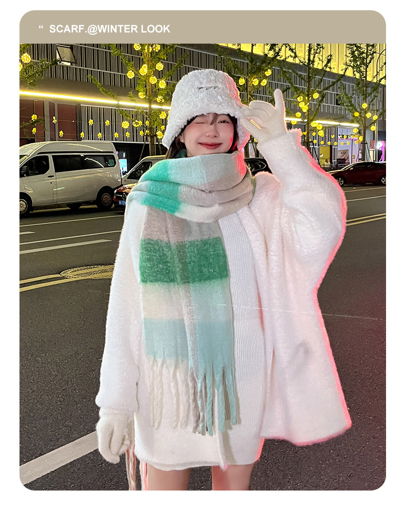 2024新款仙女粉渐变韩系流苏马海毛围巾女冬季保暖围脖仿羊绒围巾详情15