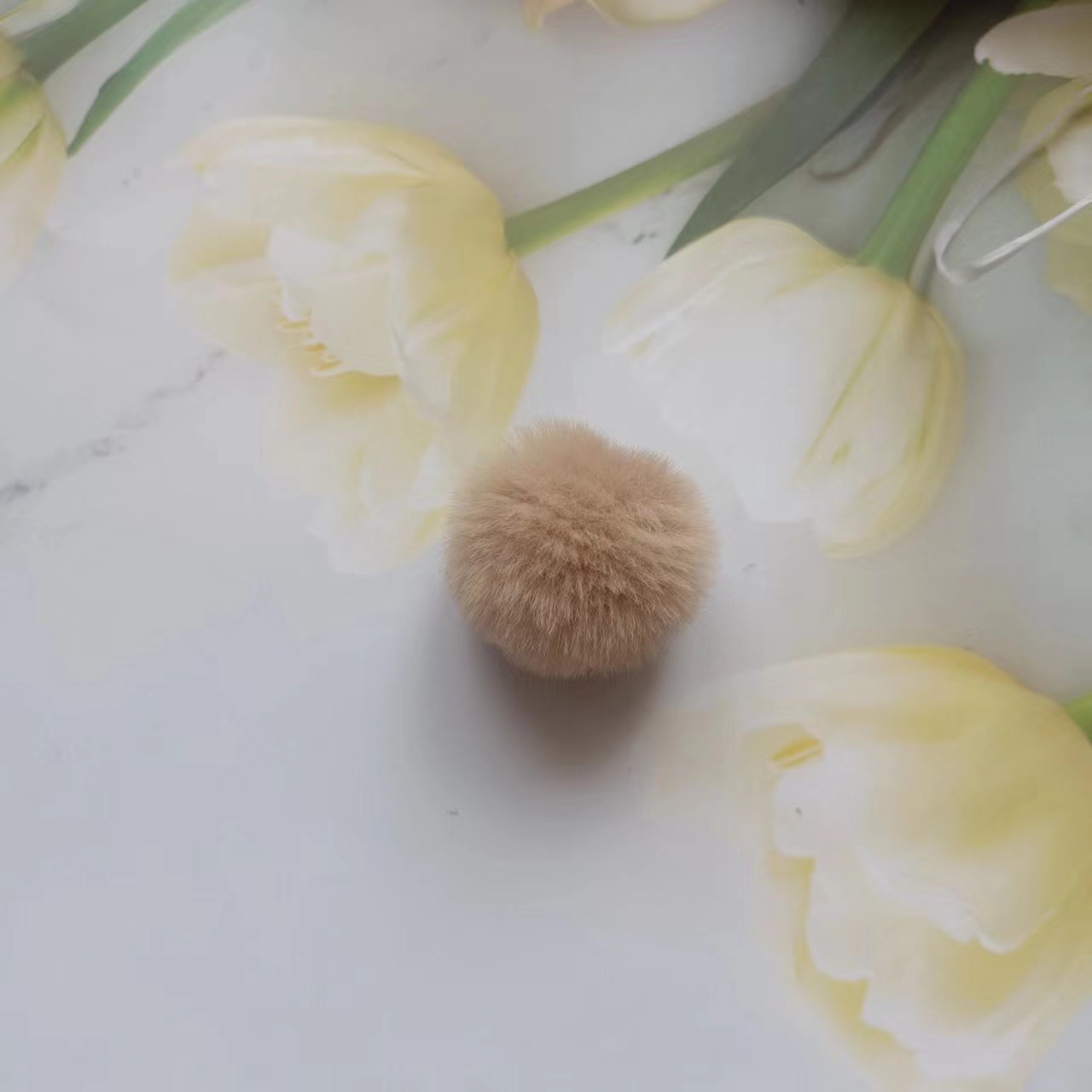 批发3-5厘米仿兔毛小毛球服饰鞋帽毛绒辅料头饰发夹diy毛球配件详情14