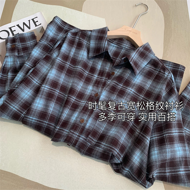 A retro, fashionable, loose and slimming mid-length brushed checked shirt for women in spring, new F090225 pic 3