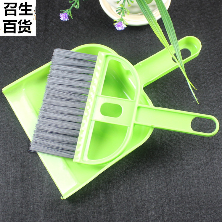 Direct supply from the manufacturer of plastic small bucket brushes, dust removal bucket brushes, desktop cleaning brushes, computer brushes and instrument brushes pic 6