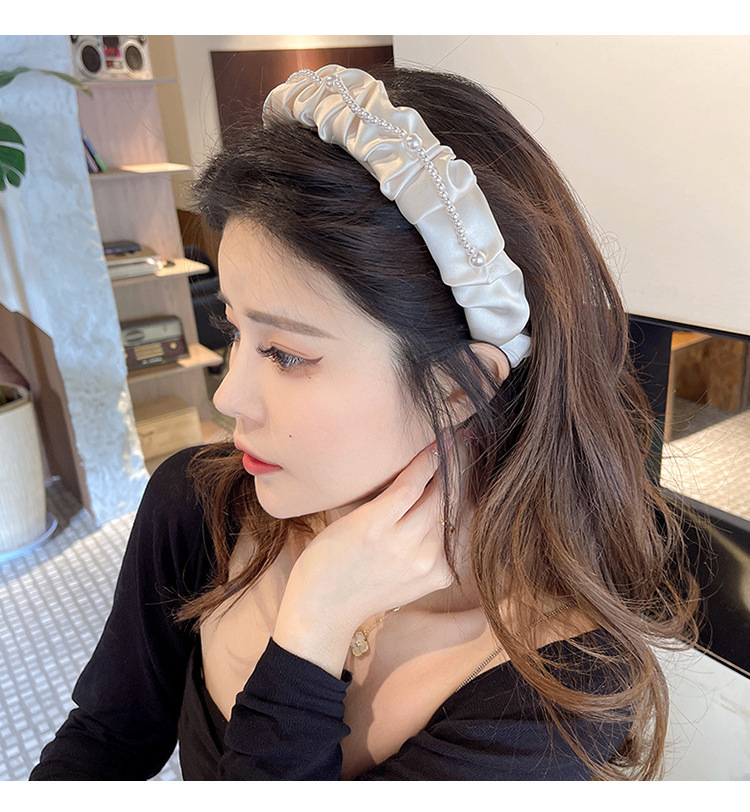 High-end mesh diamond-encrusted hairband, color-blocked twisted headband, wide-edge checkered outside-pressing hairpin, 2023 Internet celebrity new style pic 15