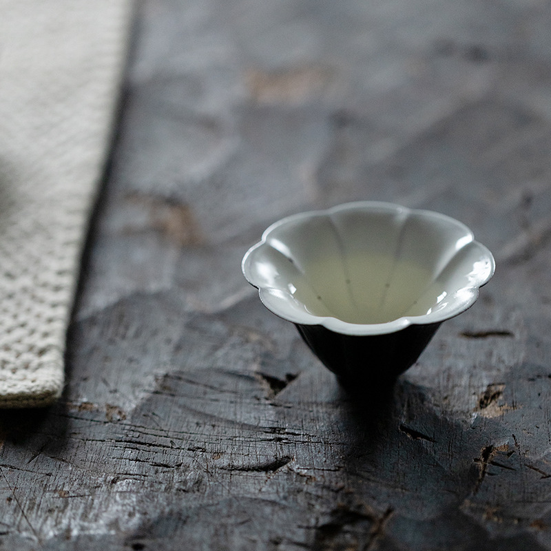 梵汝 日式郎红手工粉引落栀花边口品茗杯功夫茶具个人茶杯闻香杯详情4