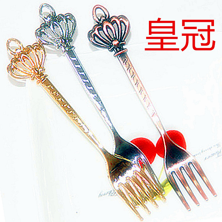 Retro crown fruit fork set in gold, silver and bronze colors, creative and fashionable 4-finger fork, retro fork, auspicious and lucky knot pic 7