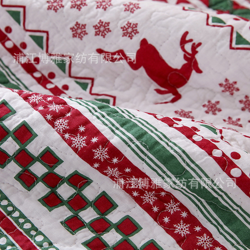 New Christmas snowflake reindeer quilted quilt, pure cotton bed cover three-piece set, breathable air-conditioned quilt, washable quilt wholesale pic 14