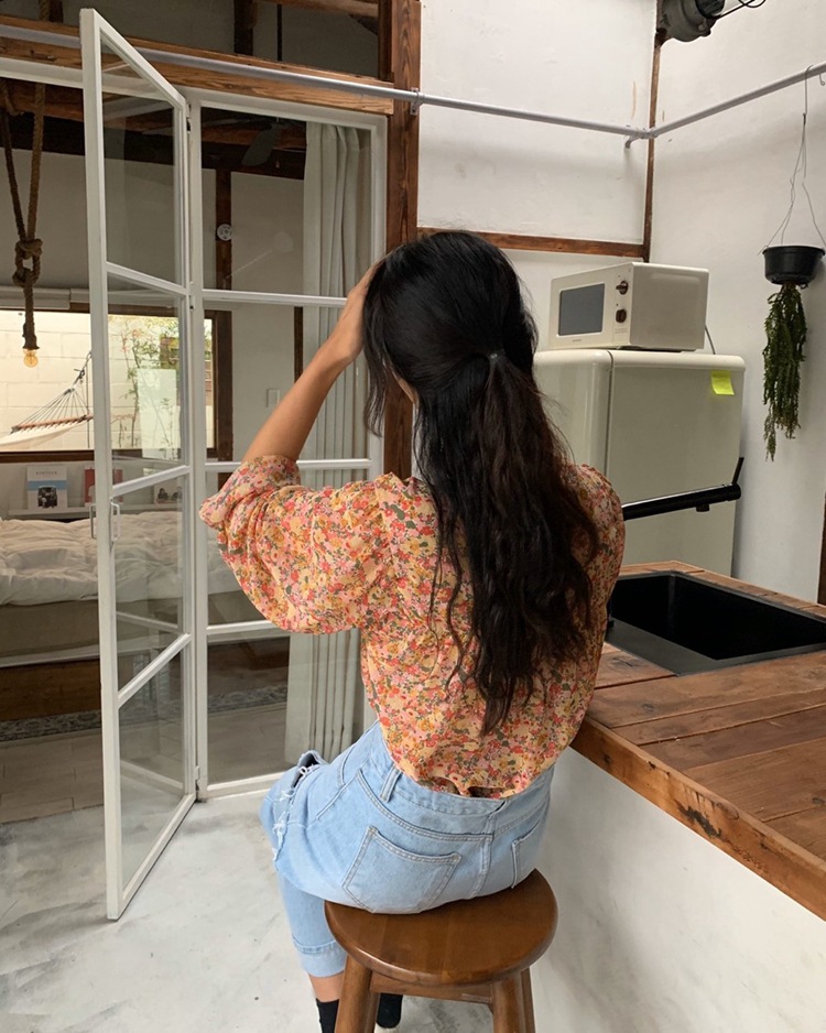 女装 ins长袖碎花雪纺衬衫女2021新款春季韩版宽松休闲单排扣上衣详情10