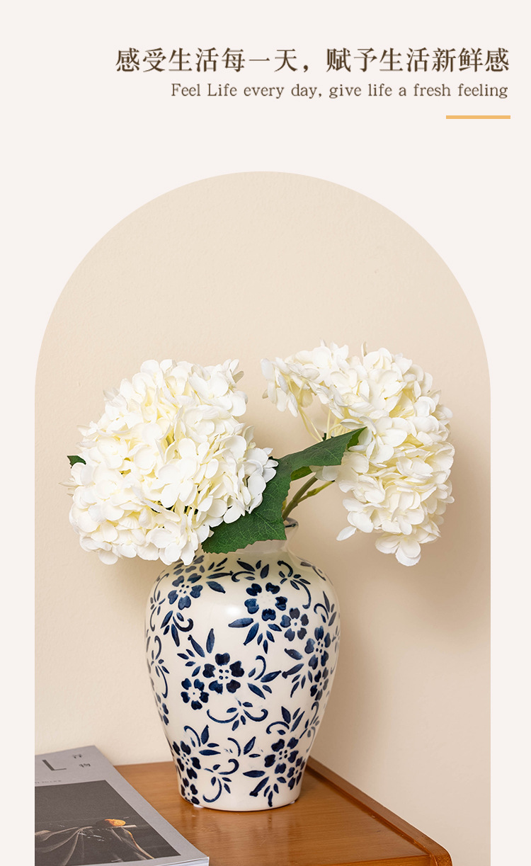 2025新中式高级感青花瓷大肚花瓶陶瓷复古客厅玄关鲜花插花装饰品配合吸顶灯更显雅致花瓶水培花瓶详情7