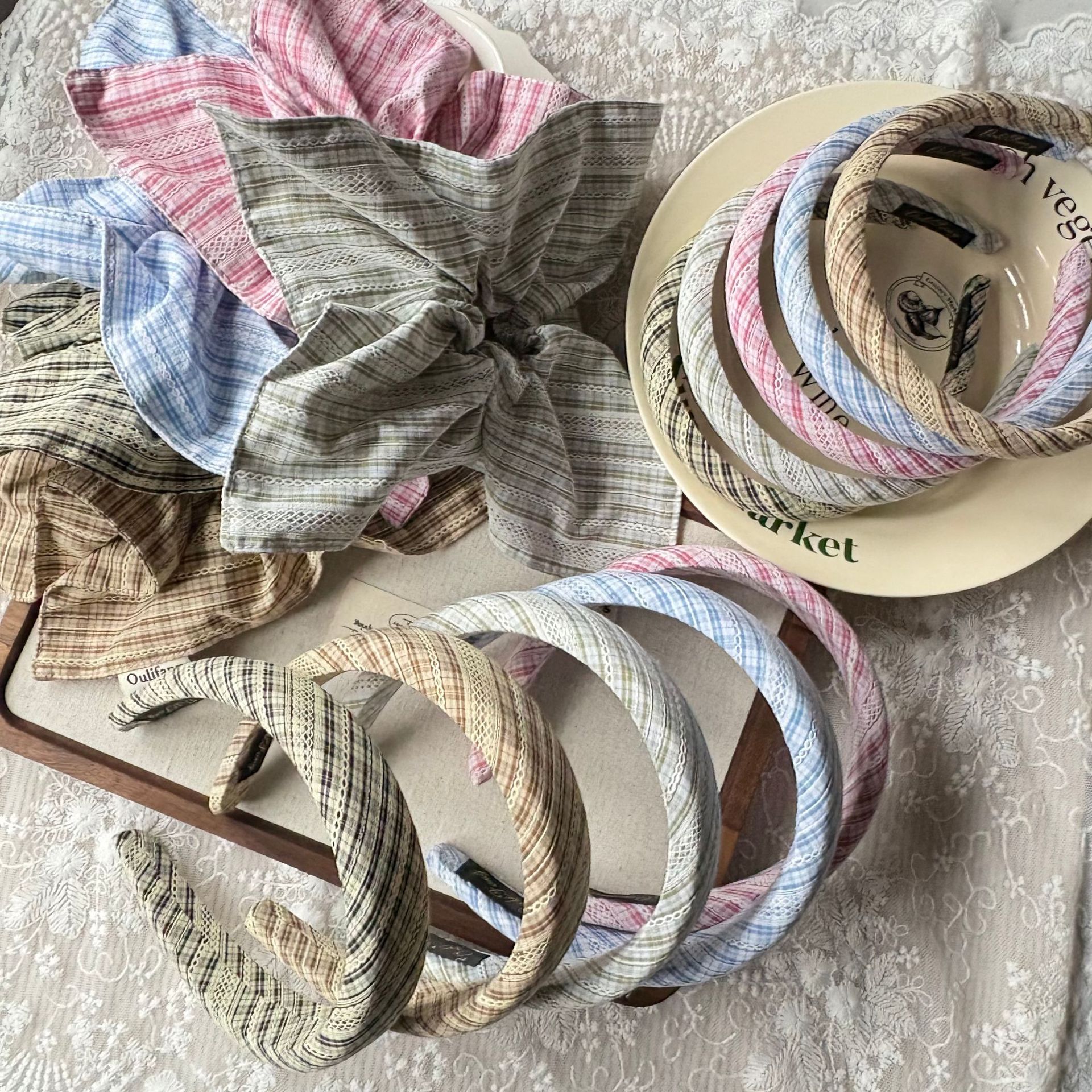 Spring new solid-color satin hair band for women, high head pressure headband, high-end and light luxury hair tie and hairpin headwear pic 1