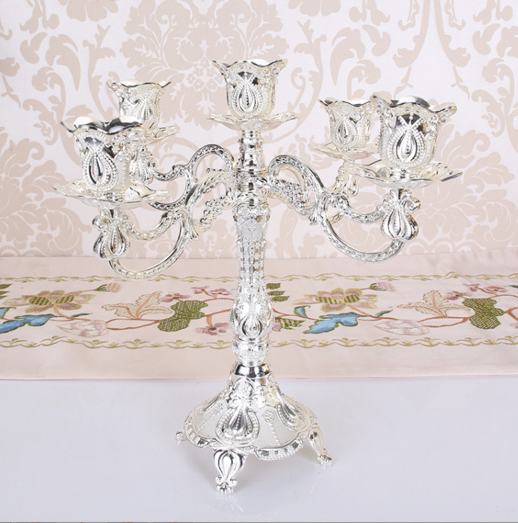 European-style candlelight dinner prop metal wedding candle stand pic 3