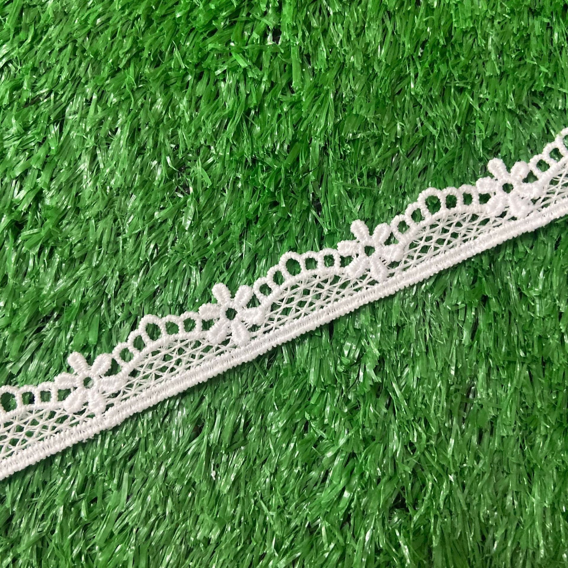 Factory direct supply of high-quality lace water-soluble milk silk embroidery lace and embroidery accessories lace trim pic 9