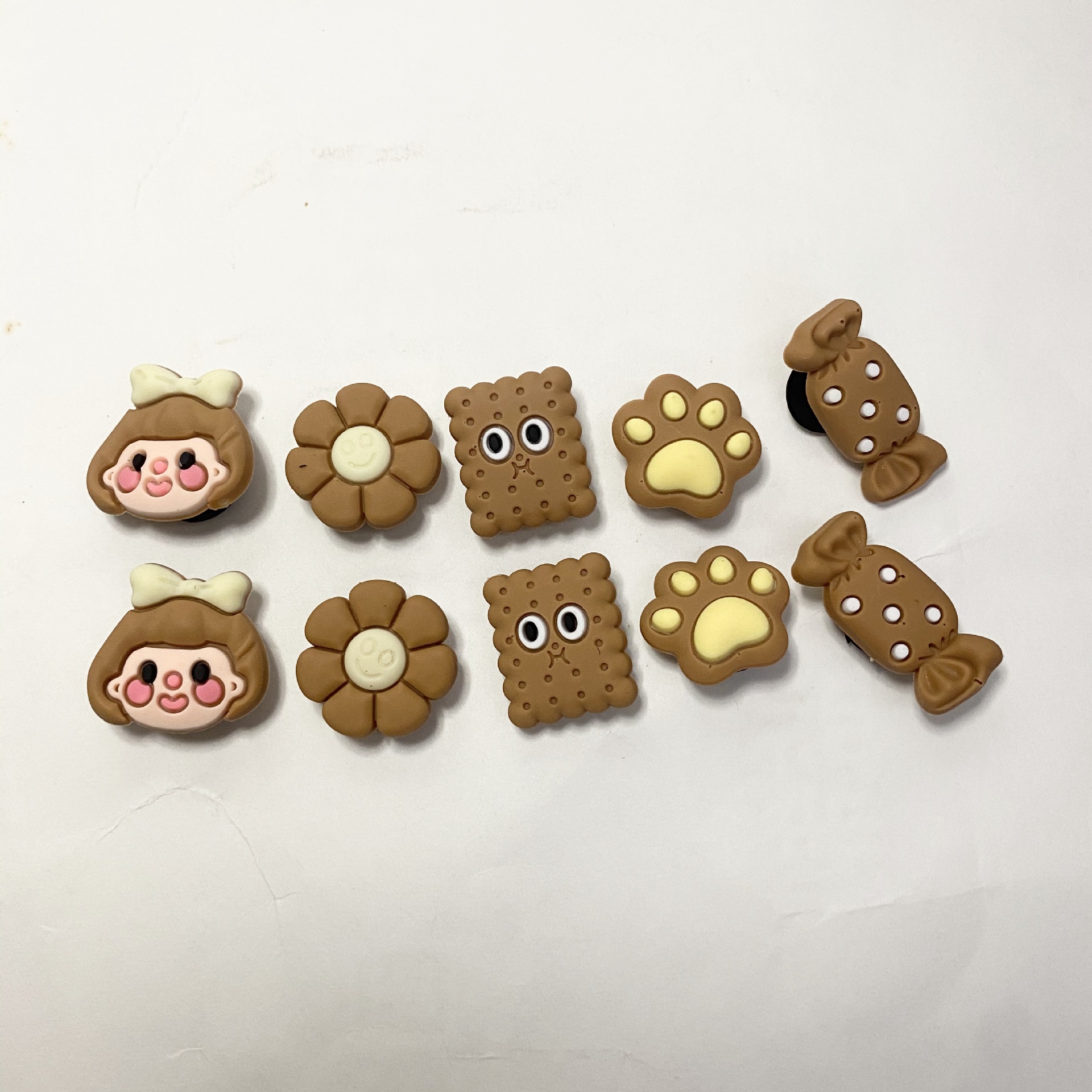 洞洞鞋配饰DIY配件海绵宝宝派大星拖鞋辅料鞋配件辅料鞋扣鞋花可详情3