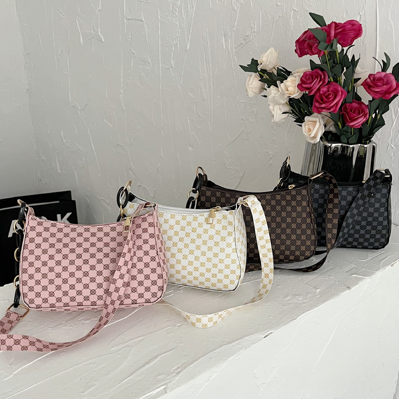 2024夏季新款购物袋纱网透明时尚单肩网纱沙滩包大容量网眼托特包详情17