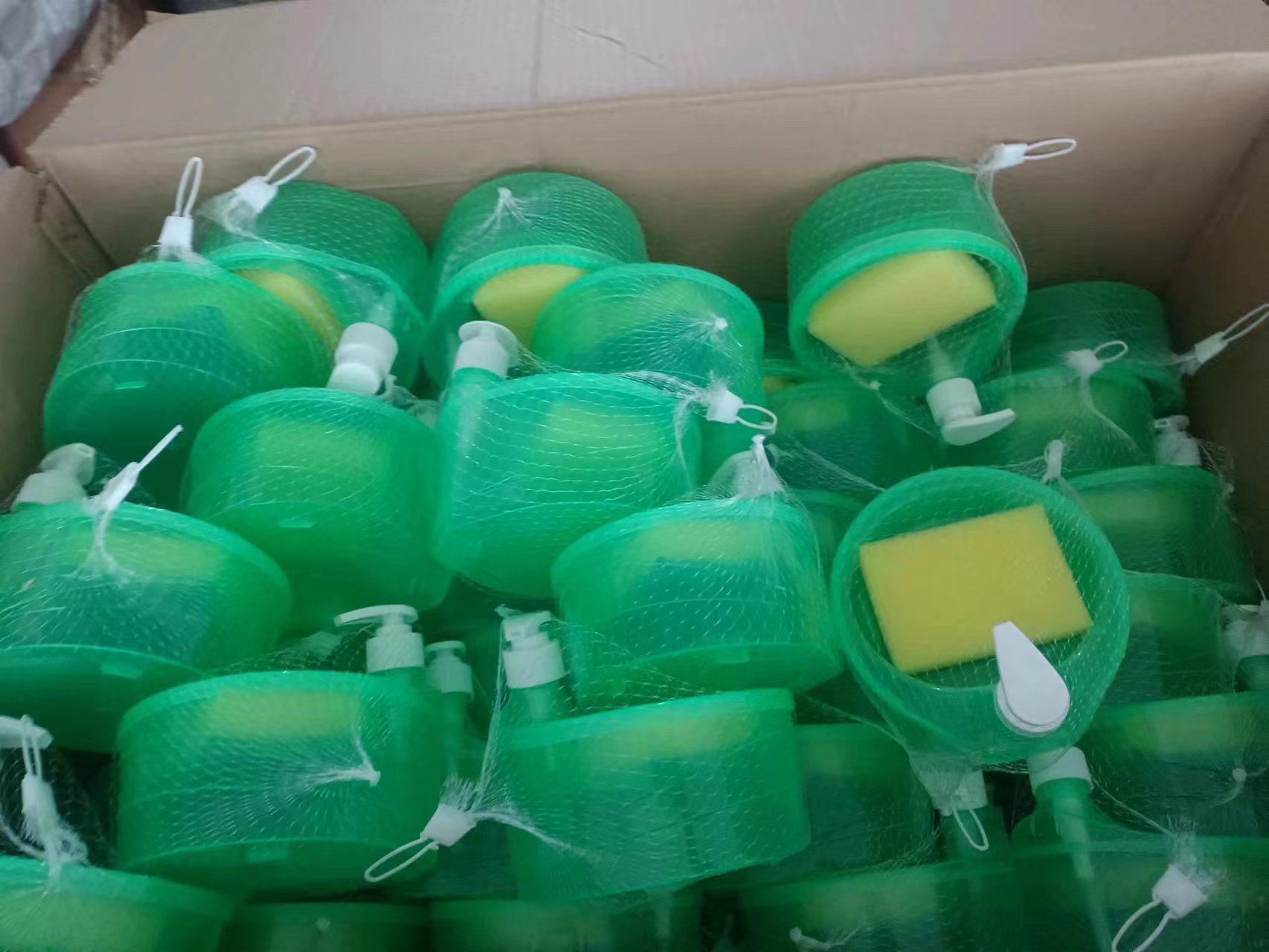 跨境厨房洗洁精按压盒皂液盒洗碗刷锅皂液按压器给皂器皂液分配器详情5