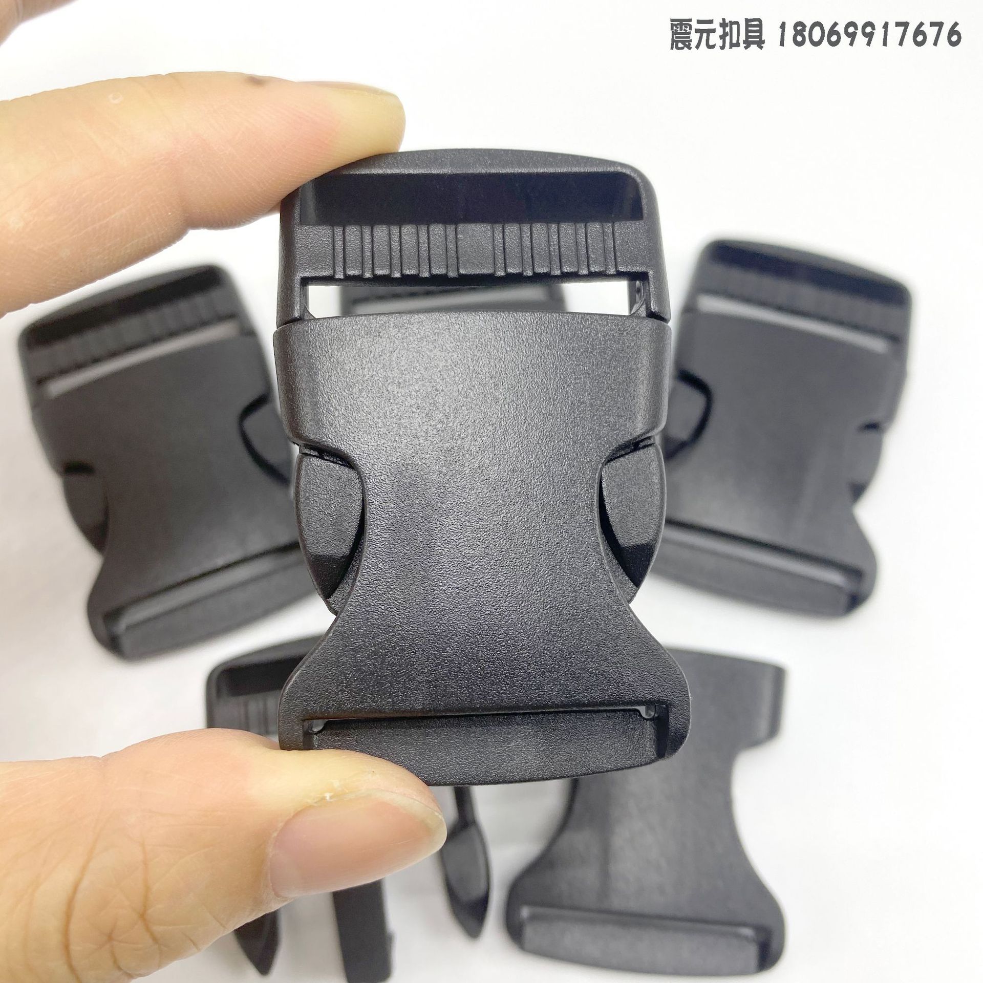 POM pull-tab polyoxymethylene adjustable snap fasteners of 1.0-2.5cm are available in stock for luggage accessories and plastic sockets for backpacks pic 9