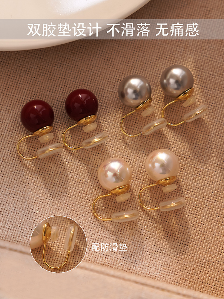 The upgraded version of the Shi Jia Zhen Duo Ma Hui pearl earrings, featuring double silicone mosquito repellent coils and painless ear clips, is a trend of high-end and elegant earrings pic 1