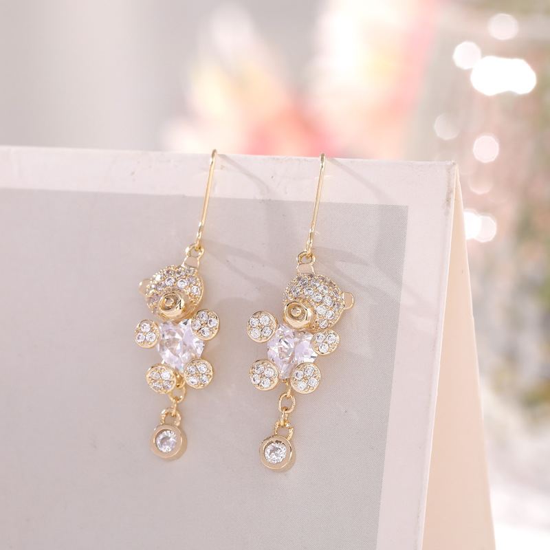 New Korean earrings are directly supplied. Creative silver needles, simple electroplated stud earrings, sweet and fairy-like long earrings are available for wholesale pic 12