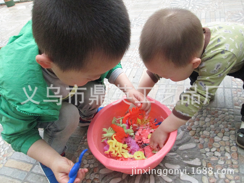 鼎浩 2025新款泡水膨胀变大戏水玩具动漫恐龙动物水精灵海洋宝宝批发 1kg/包 适合DIY 实体门店 夜市地摊玩具减压详情21