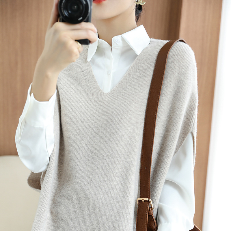 2022 spring/autumn new sweater women V-neck 蝙蝠衫 vest loose pullover knitted sweater trend pic 6