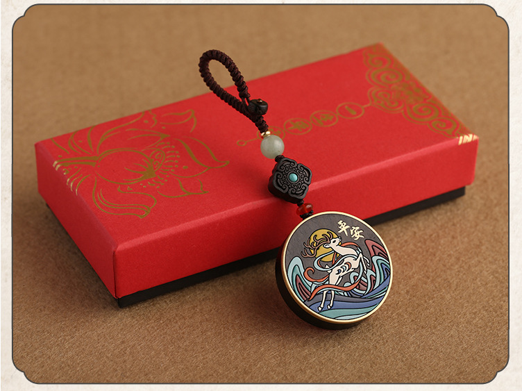 High-end ebony painted Peace car keychains and pendants, creative keychains wholesale pic 13