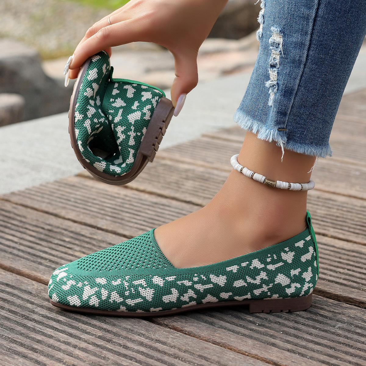 跨境大码方头平底单鞋欧美飞织一脚蹬女鞋详情1