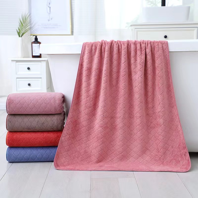 New coral fleece European-style bath towel, Class a thickened, suitable for adult home use. Made of 100% cotton, it absorbs water quickly and does not shed fibers pic 2