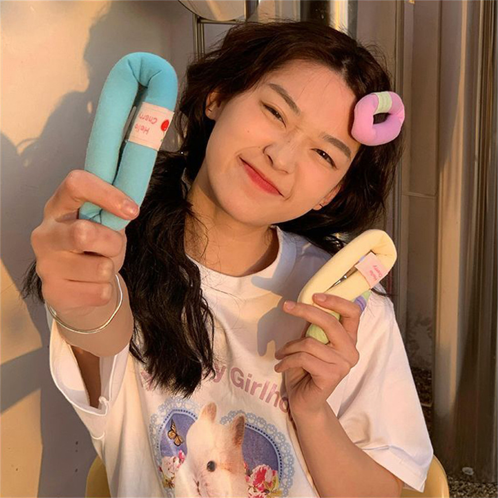 Cream-colored puffy sponge hair clips, cute large bangs clips, BB clips, makeup clips, hair clip edge clips, and teenage hair accessories pic 4