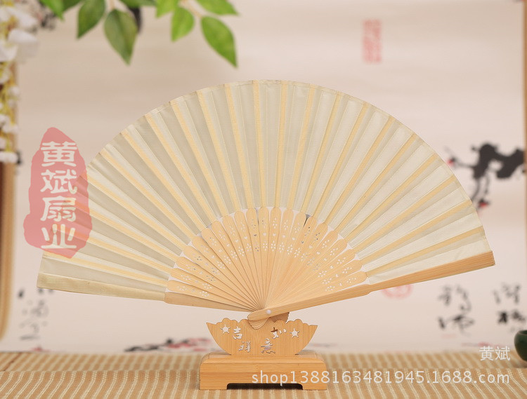 6寸彩虹扇婚礼布扇竹骨丝绸布面扇小绢扇婚礼道具扇详情23