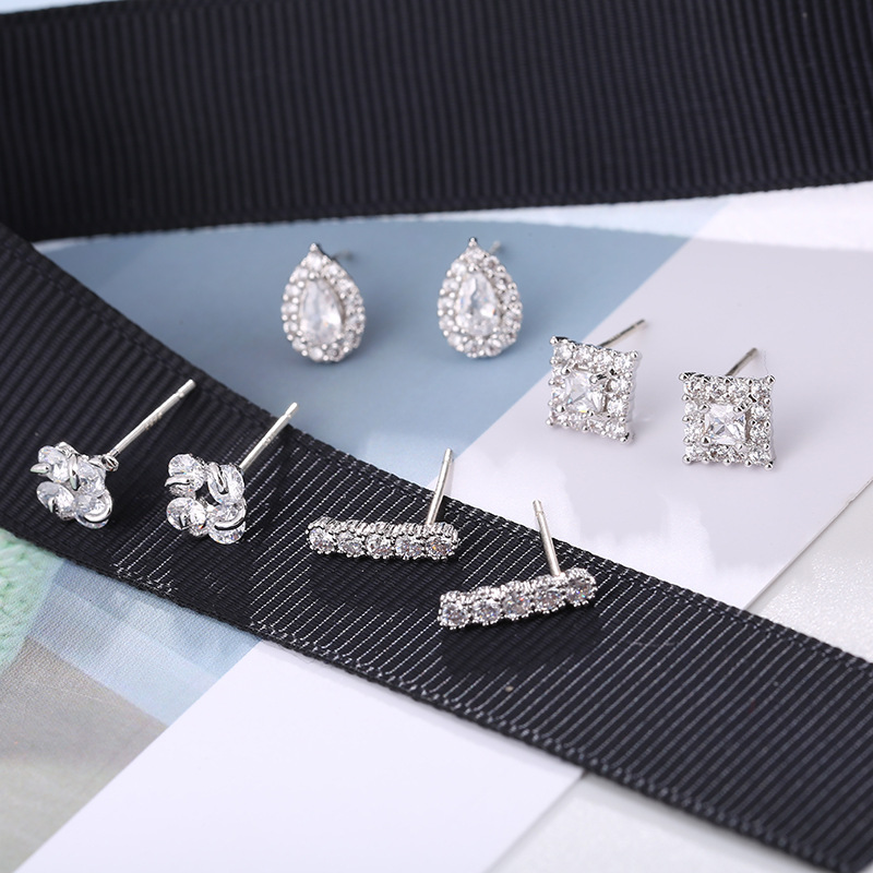 Корейская версия fashion s925 s925 с серебряными капающими цветами, однорядный ряд гвоздей для женщин с короткими оптовыми ушками pic 6